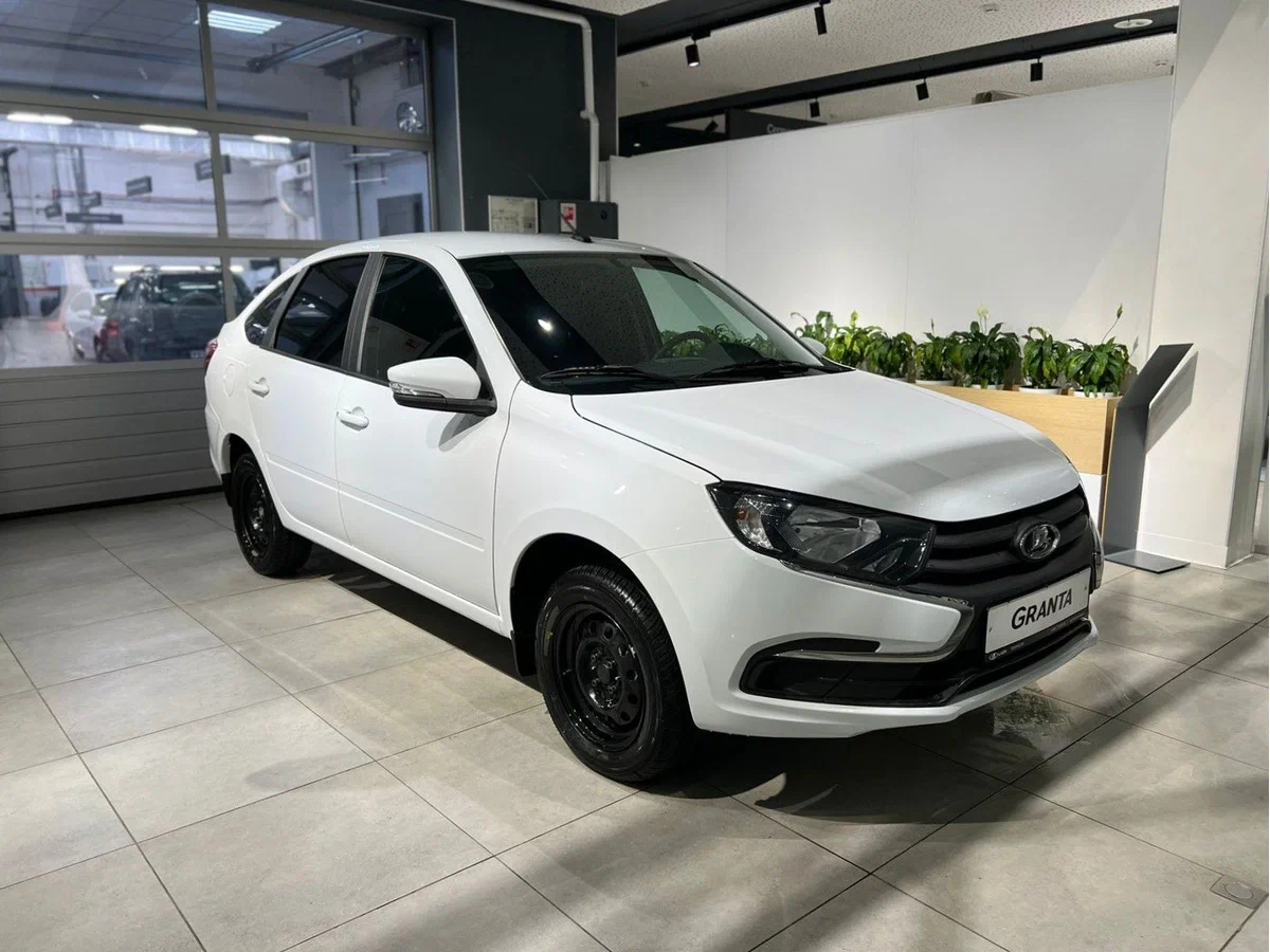 Lada Granta Лифтбек в Нижний Новгород - фото №2